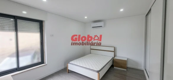 Apartamento T2 para Venda em Repeses e São Salvador