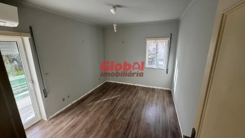 Apartamento T2 para Venda em Viseu