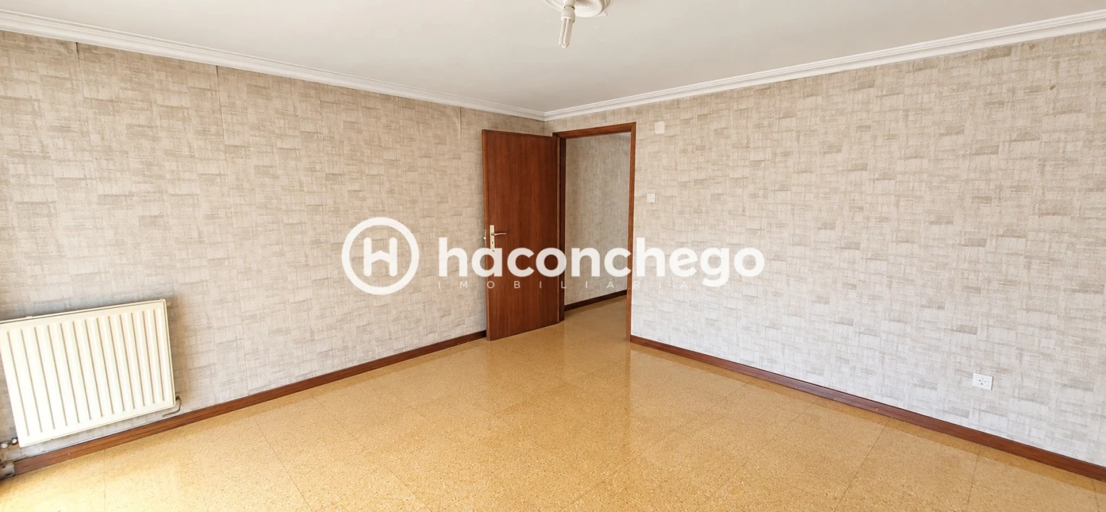 Moradia T5 para Venda em Arcozelo Foto 44