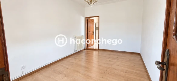 Moradia T5 para Venda em Arcozelo