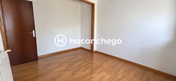 Moradia T5 para Venda em Arcozelo