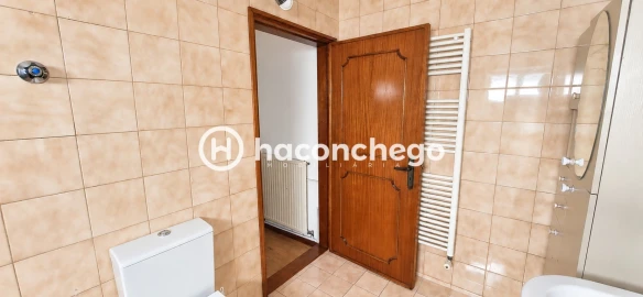 Moradia T5 para Venda em Arcozelo