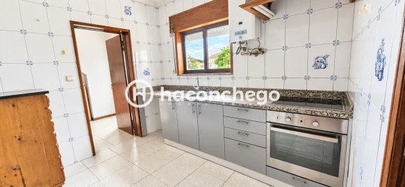 Moradia T5 para Venda em Arcozelo