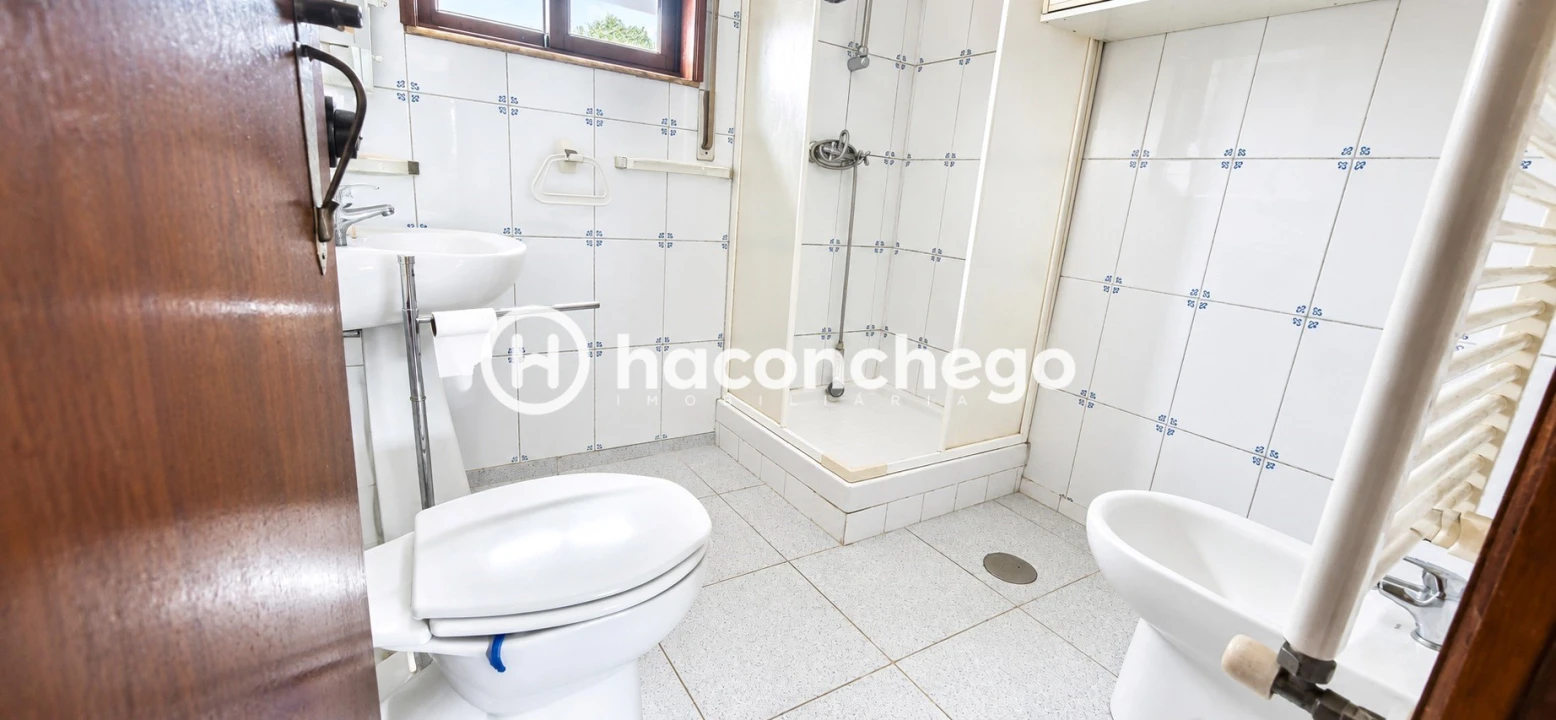 Moradia T5 para Venda em Arcozelo Foto 23