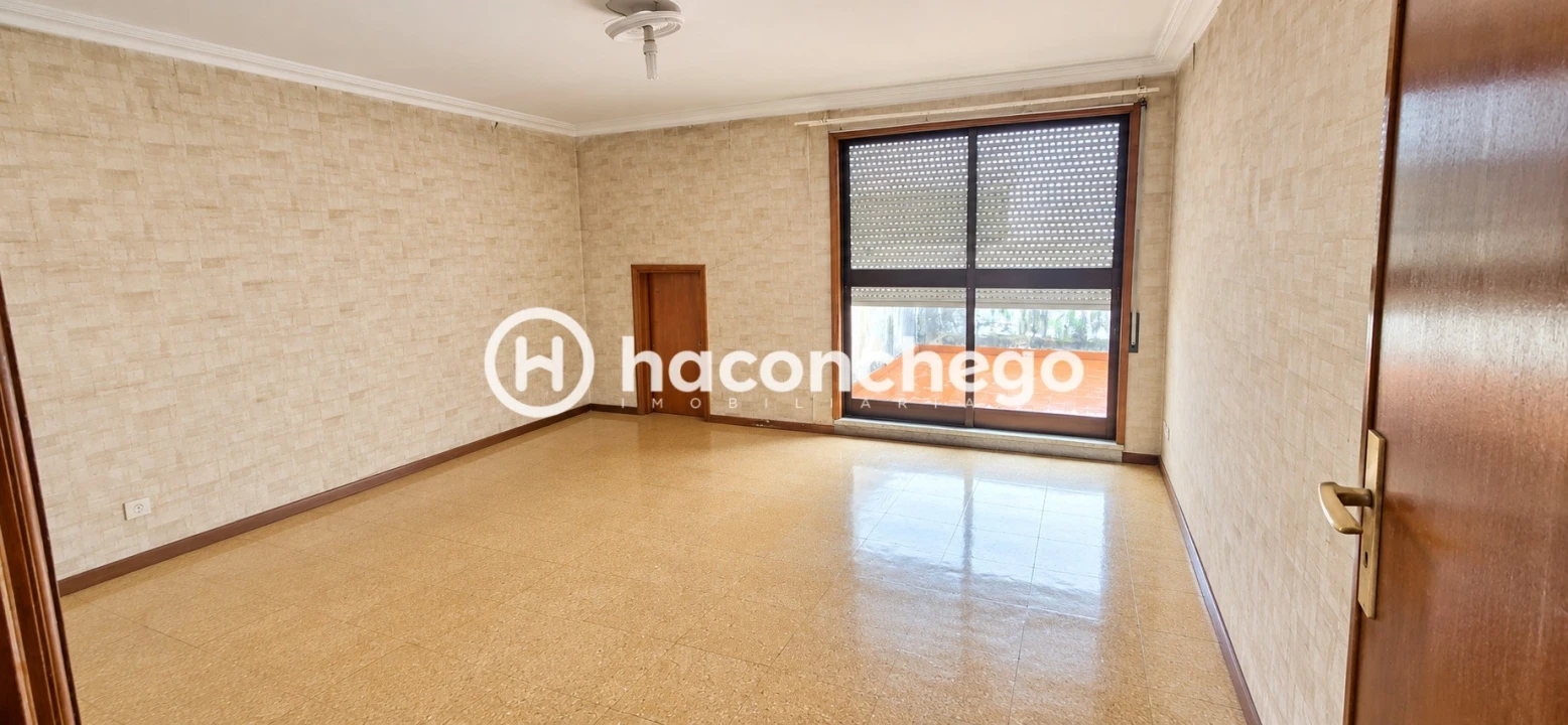 Moradia T5 para Venda em Arcozelo Foto 43