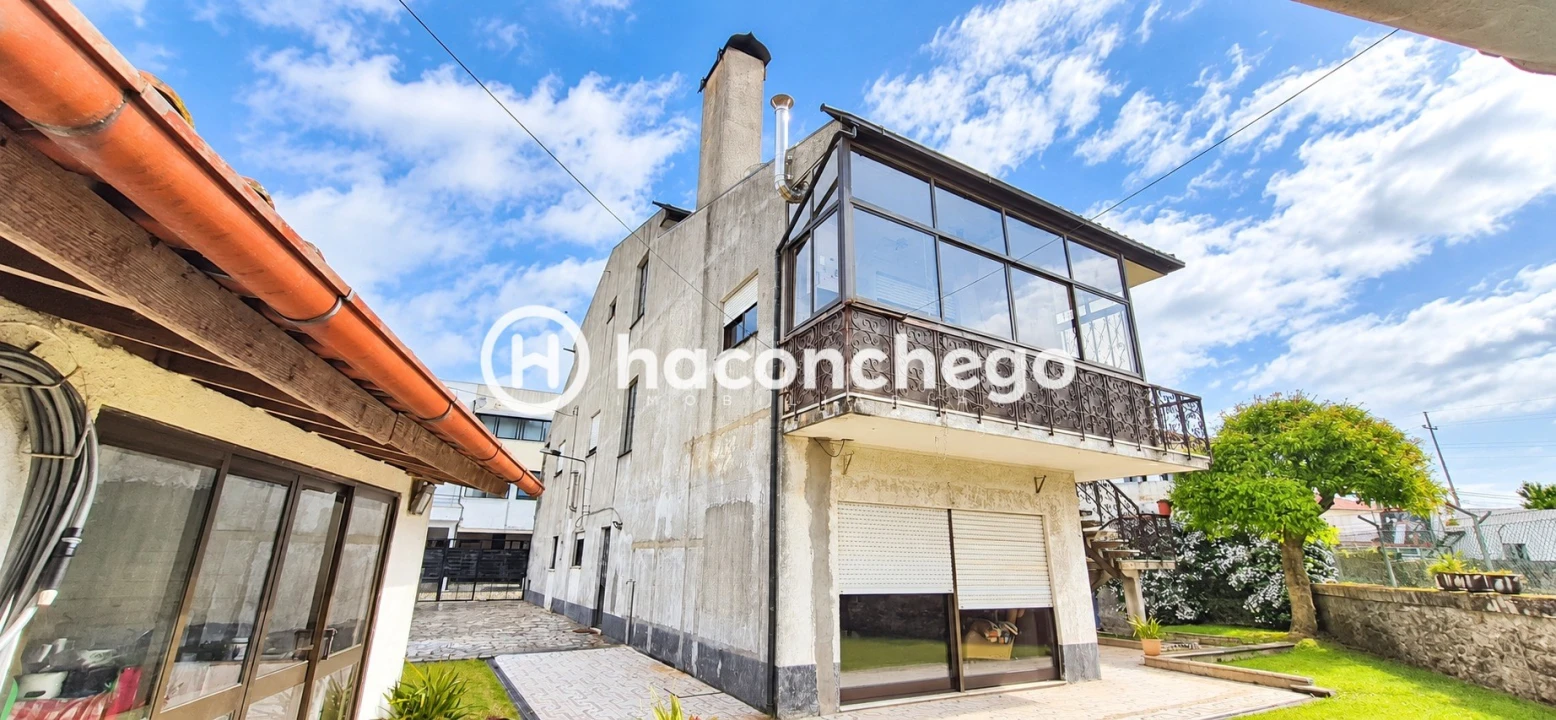 Moradia T5 para Venda em Arcozelo Foto 8