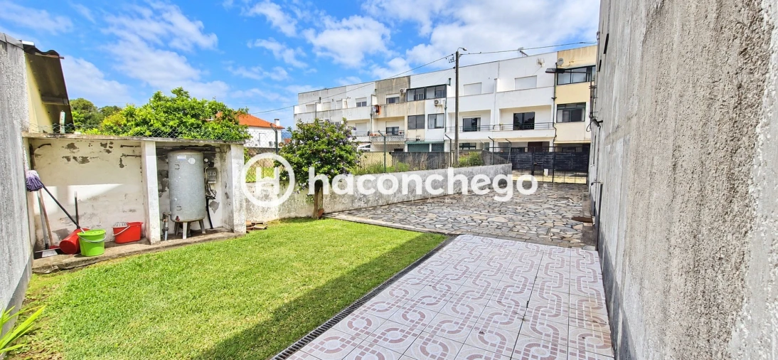 Moradia T5 para Venda em Arcozelo Foto 6