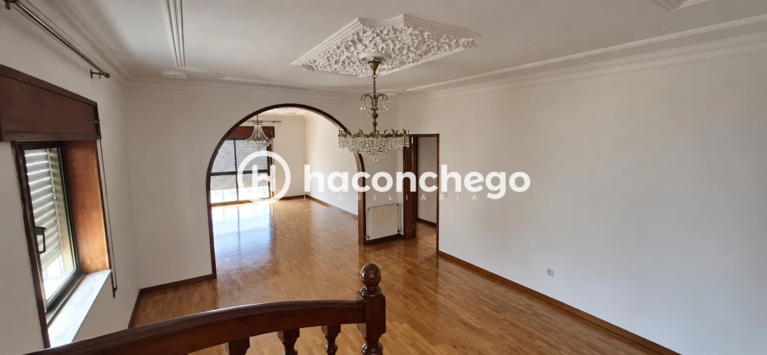 Moradia T5 para Venda em Arcozelo Foto 41