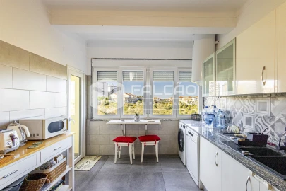 Apartamento T3 para Venda em Marvila, Ribeira Santarém, São Salvador, São Nicolau
