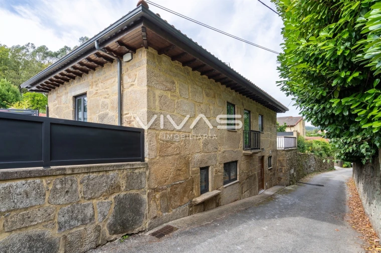 Moradia T4 para Venda em Pico de Regalados, Gondiães e Mós Foto 36