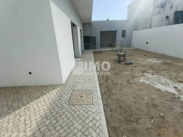 Moradia T3 para Venda em Fernao Ferro