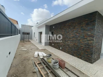 Moradia T3 para Venda em Fernao Ferro