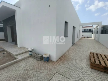 Moradia T3 para Venda em Fernao Ferro