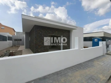 Moradia T3 para Venda em Fernao Ferro