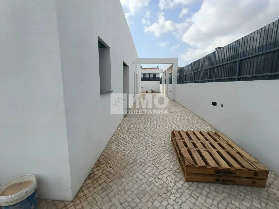 Moradia T3 para Venda em Fernao Ferro Foto 33