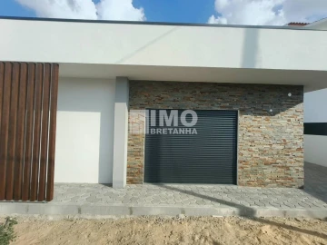 Moradia T3 para Venda em Fernao Ferro