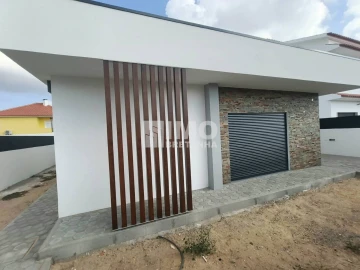 Moradia T3 para Venda em Fernao Ferro