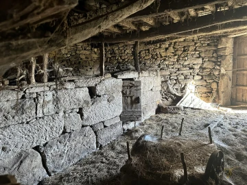 Moradia T3 para Venda em Castro Laboreiro e Lamas de Mouro