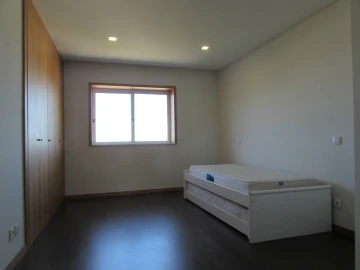 Apartamento T2 para Arrendamento em São Vicente (Braga)