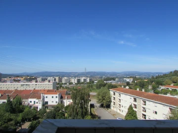Apartamento T2 para Arrendamento em São Vicente (Braga)