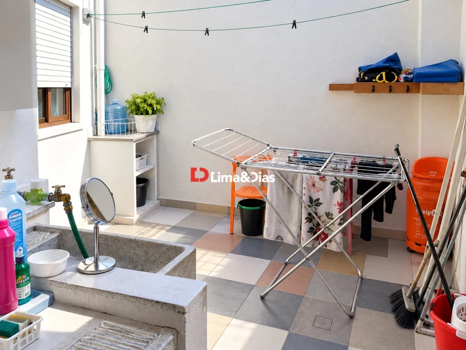 Apartamento T1 para Venda em Oliveira do Douro Foto 8