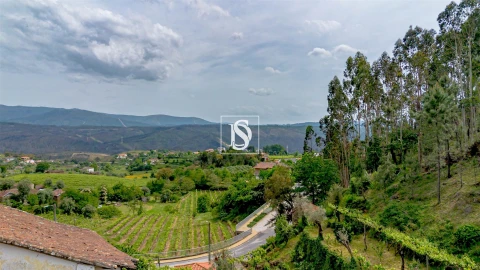 Moradia T2 para Venda em Codeçoso