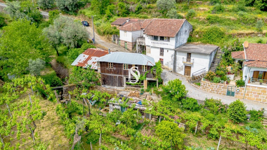 Moradia T2 para Venda em Codeçoso