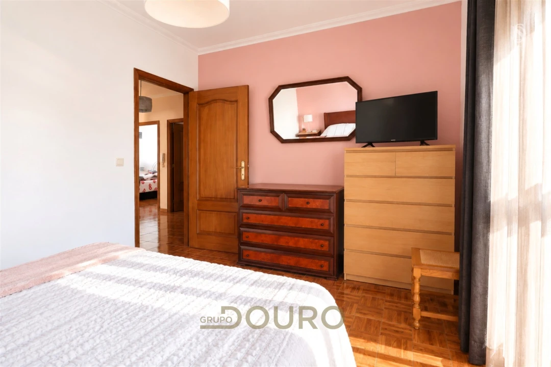 Apartamento T4 para Venda em Coronado (São Romão e São Mamede) Foto 28