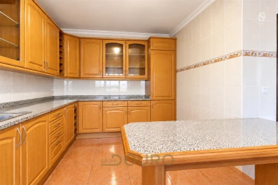 Apartamento T4 para Venda em Coronado (São Romão e São Mamede)