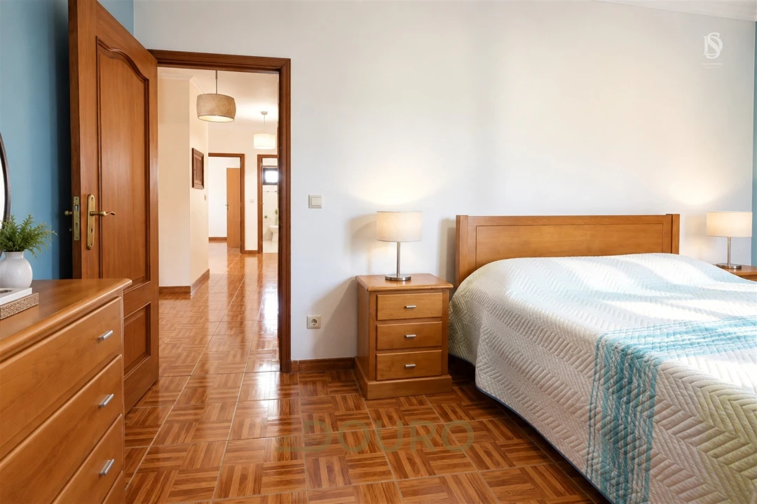 Apartamento T4 para Venda em Coronado (São Romão e São Mamede) Foto 25