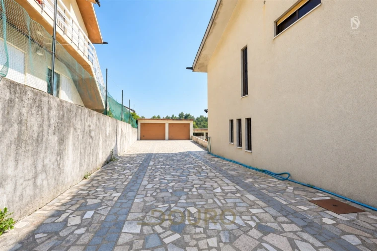 Apartamento T4 para Venda em Coronado (São Romão e São Mamede) Foto 31
