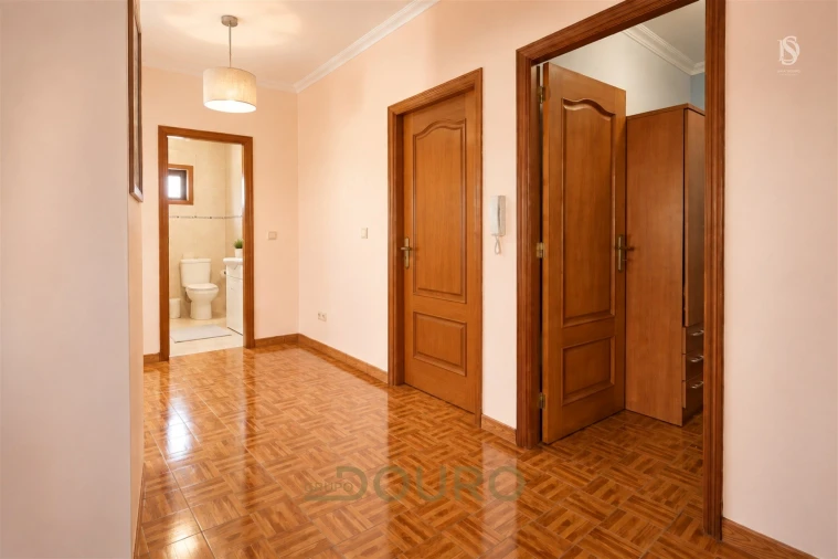 Apartamento T4 para Venda em Coronado (São Romão e São Mamede) Foto 17