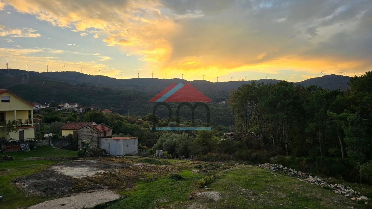 Moradia T4 para Venda em Merufe Foto 26