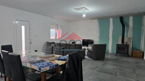 Moradia T4 para Venda em Merufe