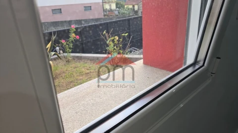 Moradia T4 para Venda em Merufe