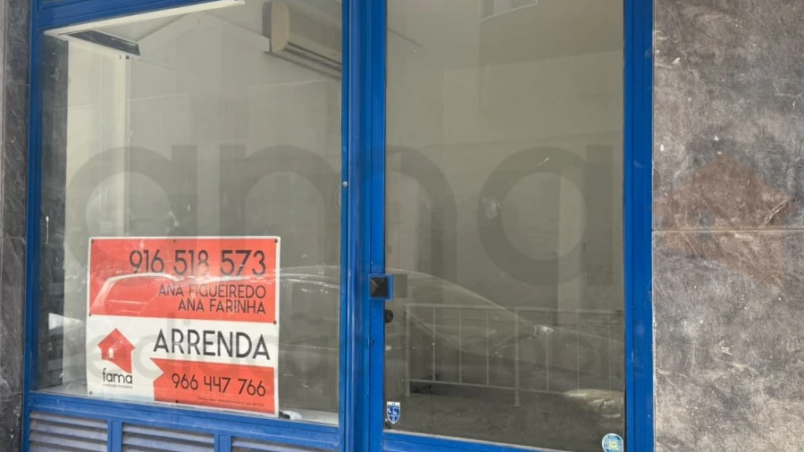 Loja para Arrendamento em Benfica