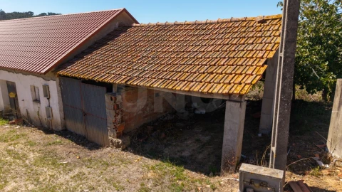 Moradia T3 para Venda em Carvalhal Benfeito