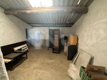 Quinta T1 para Venda em Escalos de Cima e Lousa