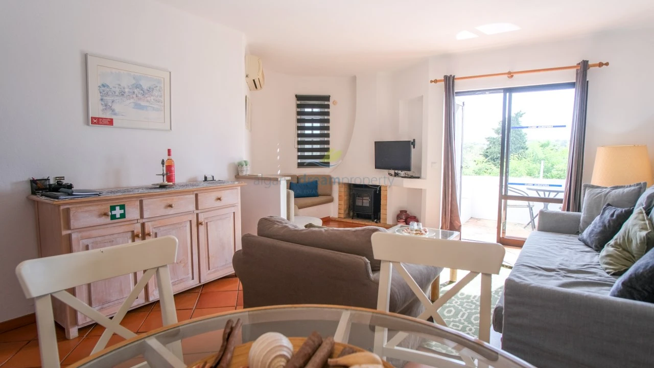 Apartamento T2 para Venda em Albufeira e Olhos de Água Foto 1