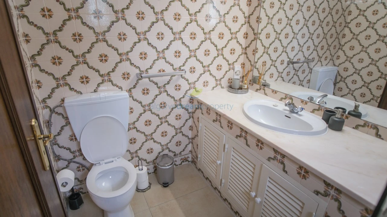 Apartamento T2 para Venda em Albufeira e Olhos de Água Foto 28