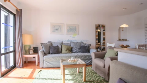 Apartamento T2 para Venda em Albufeira e Olhos de Água