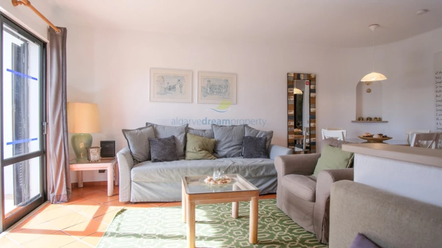 Apartamento T2 para Venda em Albufeira e Olhos de Água Foto 4