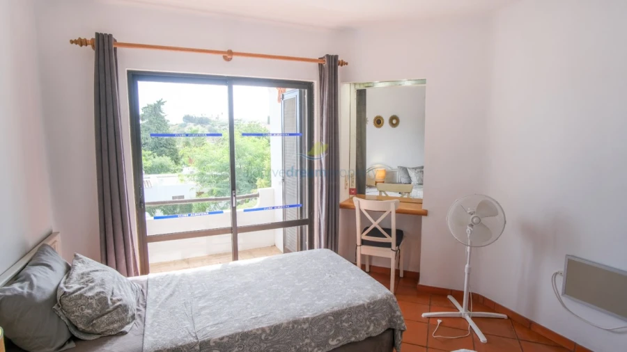 Apartamento T2 para Venda em Albufeira e Olhos de Água Foto 18