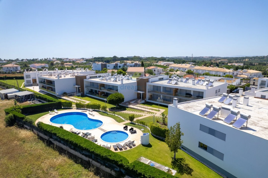 Moradia T3 para Venda em Albufeira e Olhos de Água Foto 31