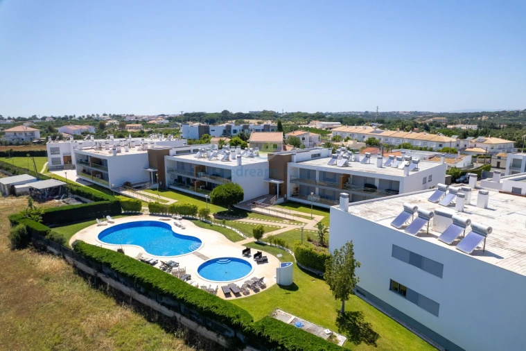 Moradia T3 para Venda em Albufeira e Olhos de Água Foto 31