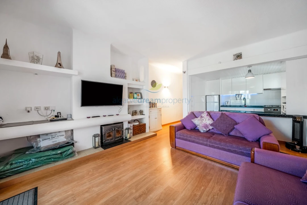 Apartamento T1 para Venda em Quarteira Foto 4