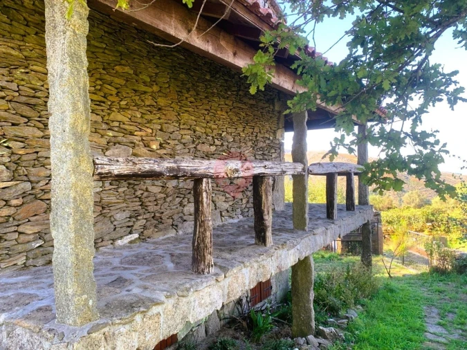 Moradia T3 para Venda em Riba de Mouro Foto 15