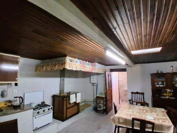 Moradia T4 para Venda em Ceivães e Badim