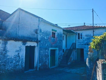 Moradia T4 para Venda em Ceivães e Badim
