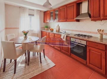 Apartamento T2 para Venda em Benavente